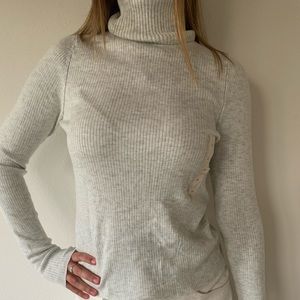 white turtle neck!